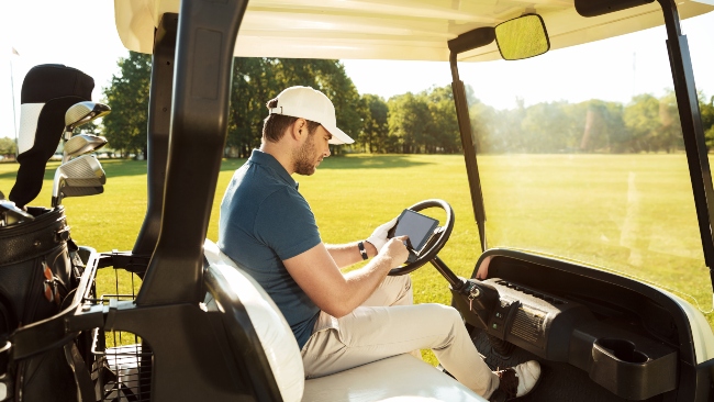 Golf Club Marketing: Creating an Email Re-Engagement Campaign